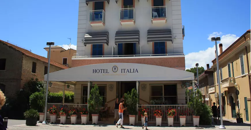 hotel-italia-01